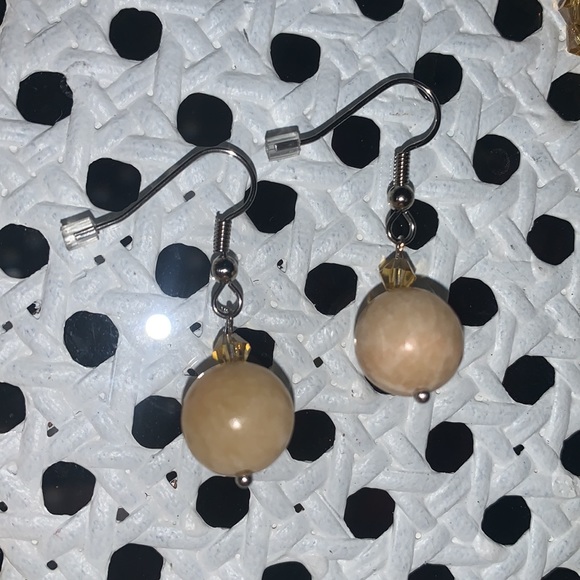 (3 for $30) Beaded Necklace & Earrings 💛 - Picture 7 of 7